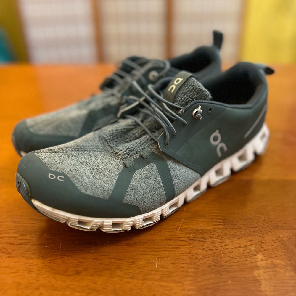 On Cloud Running Shoes